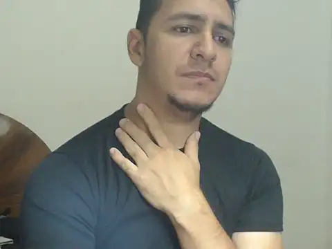 DarkTheKing online show from 10/21/25, 06:03