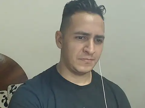 DarkTheKing online show from 11/03/25, 04:58