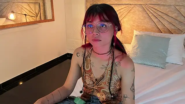 Emma duff online show from 03/17/26, 07:50