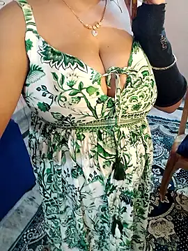 Cuty-Lina online show from 01/08/26, 07:05