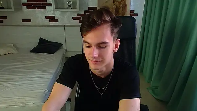 BradyFlint online show from 11/03/25, 07:42