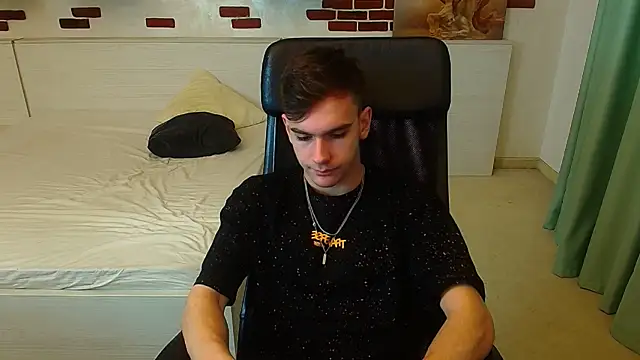 BradyFlint online show from 12/01/25, 05:45