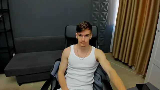 BradyFlint online show from 04/16/26, 04:24