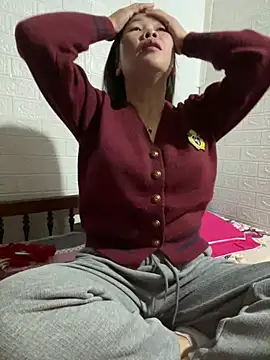 tabby-cat11 online show from 01/14/26, 09:04