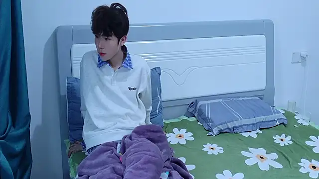 Stuffy-111 online show from 10/21/25, 02:23