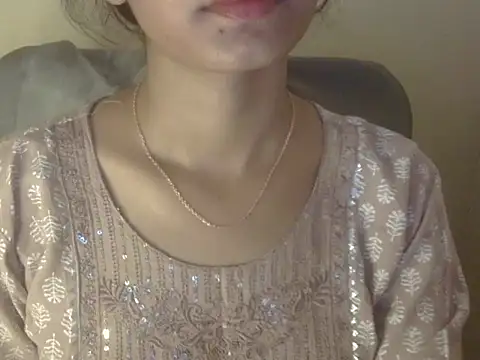 Shezi N online show from 04/12/26, 06:51