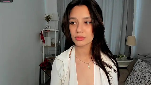 DemetraSadahiro online show from 10/31/25, 09:10