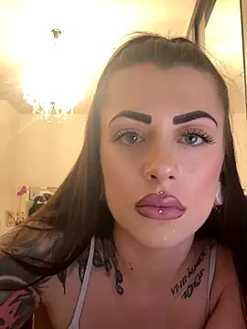 Barbie 1312 online show from 11/11/25, 03:12