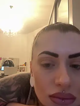 Barbie 1312 online show from 11/12/25, 03:12