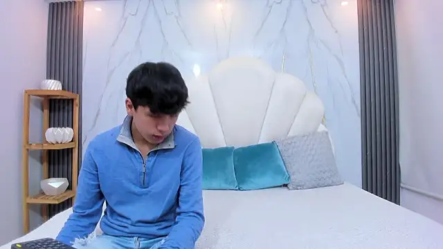 hoot booys  online show from 02/02/26, 08:07