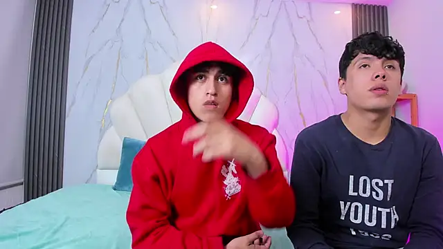 hoot booys  online show from 04/05/26, 08:50