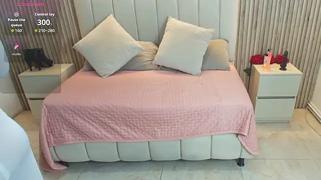 Snapshot of Aziz_daud chatting on 11/21/25, 12:15 Aziz daud online show from 11/21/25, 12:15