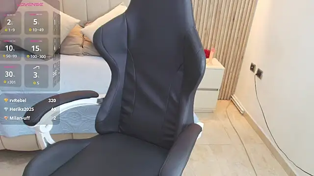 Snapshot of Aziz_daud chatting on 12/01/25, 12:15 Aziz daud online show from 12/01/25, 12:15