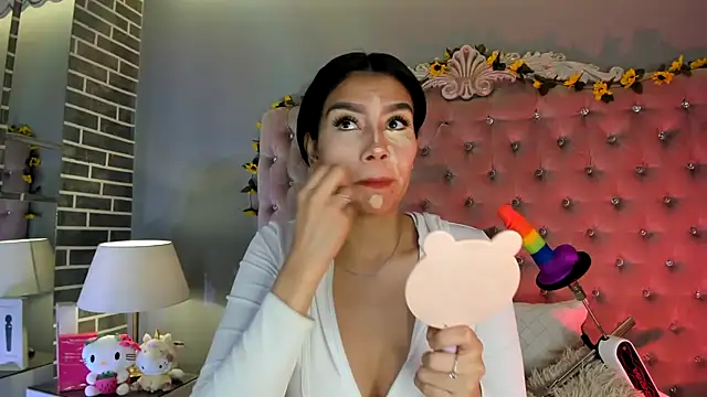 Snapshot of TanyaBello chatting on 07/18/26, 04:05 TanyaBello online show from 07/18/26, 04:05