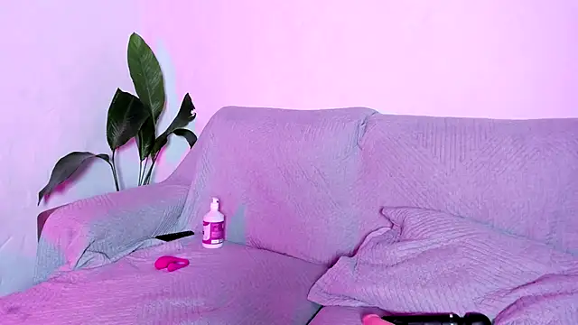 Snapshot of Elli_Chique chatting on 12/01/25, 02:33 Elli Chique online show from 12/01/25, 02:33