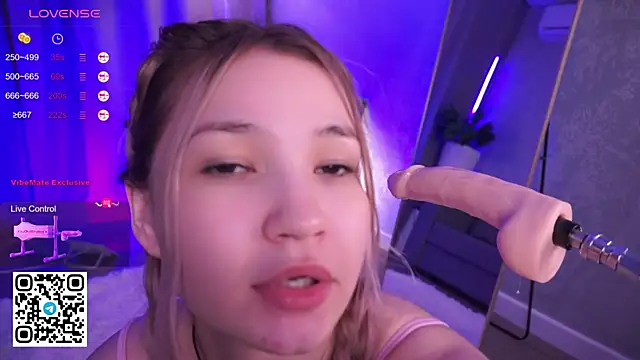 MerandaBlosom online show from 04/10/26, 05:12