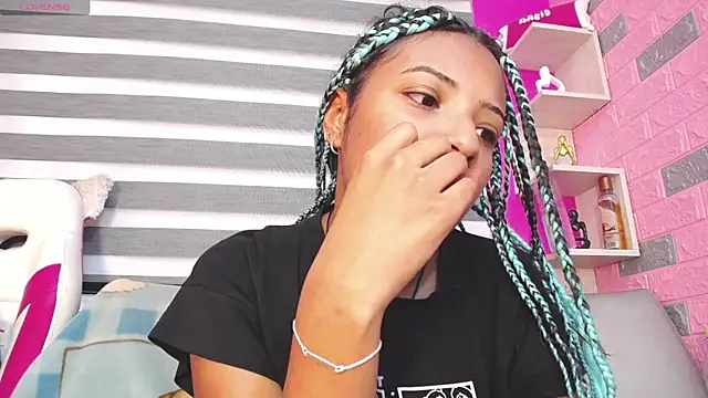 Zoe Rider online show from 12/19/25, 12:34