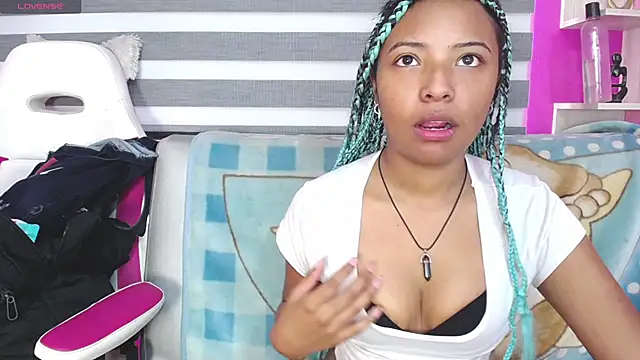 Zoe Rider online show from 12/22/25, 12:57