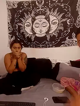 emily n abby online show from 03/04/26, 01:50