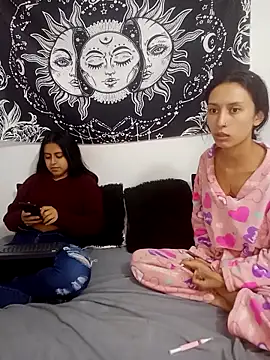 emily n abby online show from 03/28/26, 01:54