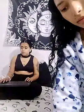emily n abby online show from 04/25/26, 01:25