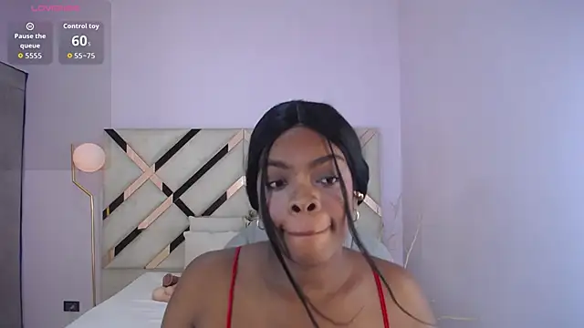 Maiacharris  online show from 04/04/26, 12:02