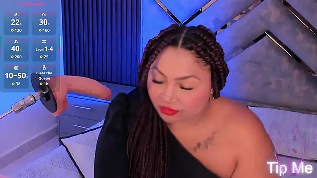 Snapshot of Halleyrosse chatting on 11/25/25, 04:12 Halleyrosse online show from 11/25/25, 04:12