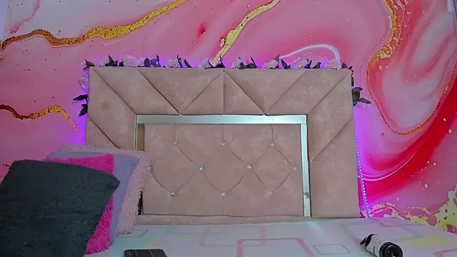 mia  blaze   online show from 01/17/26, 03:22