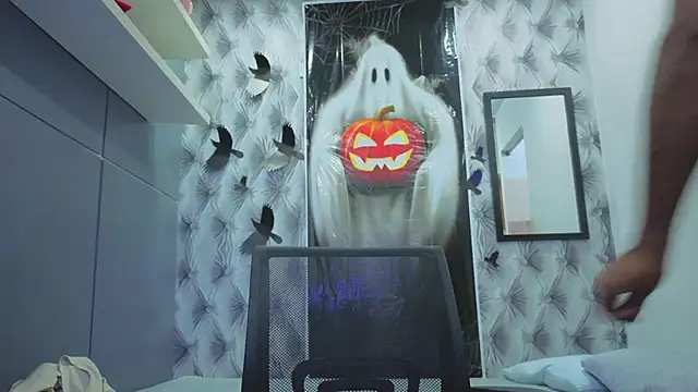 Stevenbrand online show from 10/31/25, 07:59