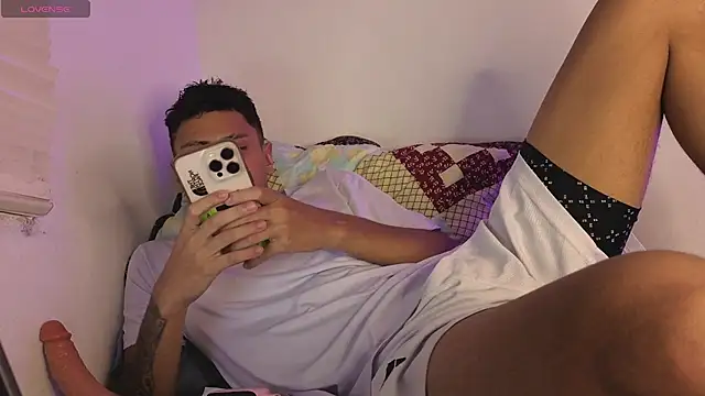 Anto Jasro online show from 11/29/25, 01:08