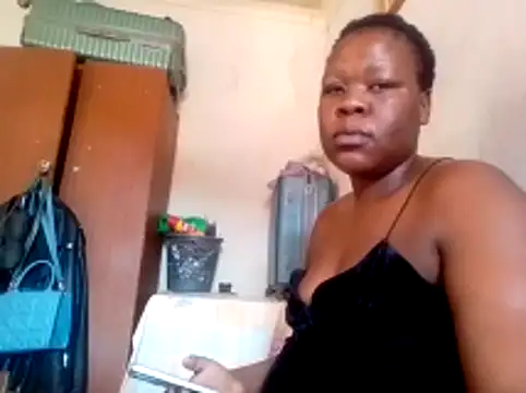 Roronae online show from 02/14/26, 07:49