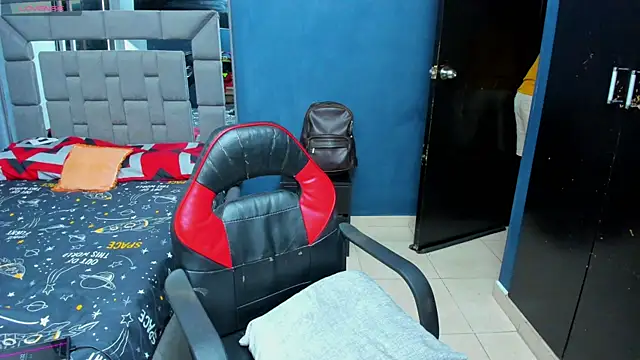 baby david 03 online show from 11/19/25, 02:33