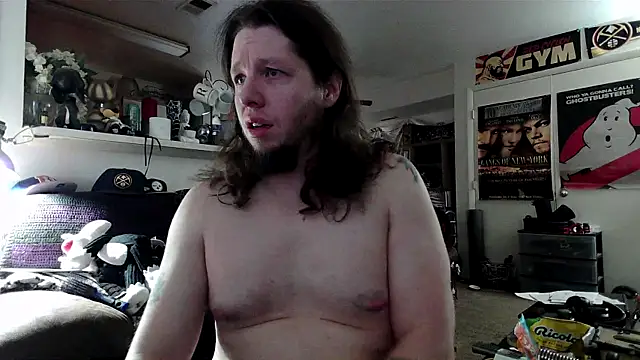 Snapshot of biggerisbetter12 chatting on 10/30/25, 07:36 biggerisbetter12 online show from 10/30/25, 07:36