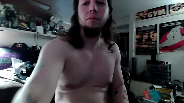 Snapshot of biggerisbetter12 chatting on 11/02/25, 03:58 biggerisbetter12 online show from 11/02/25, 03:58