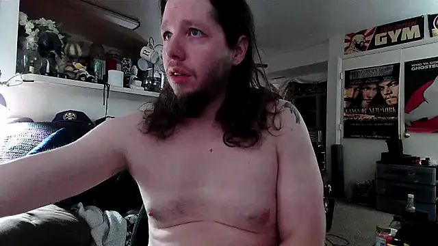 Snapshot of biggerisbetter12 chatting on 11/26/25, 07:48 biggerisbetter12 online show from 11/26/25, 07:48