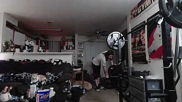 Snapshot of biggerisbetter12 chatting on 02/02/26, 07:51 biggerisbetter12 online show from 02/02/26, 07:51