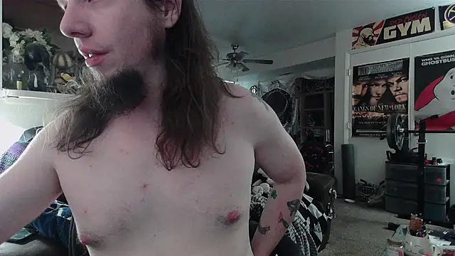 biggerisbetter12 online show from 06/29/26, 01:01