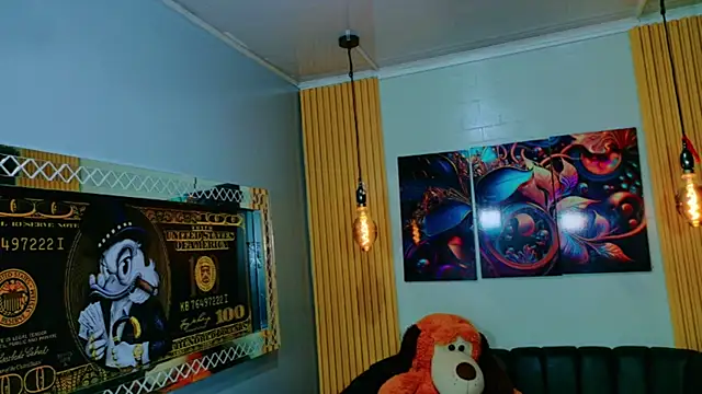 Snapshot of TemptationDual chatting on 11/23/25, 06:35 TemptationDual online show from 11/23/25, 06:35