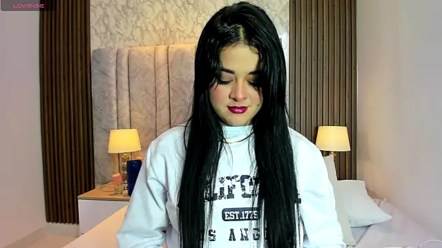 goddessfeetxx online show from 10/17/25, 08:44