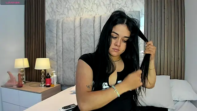 goddessfeetxx online show from 10/18/25, 07:36