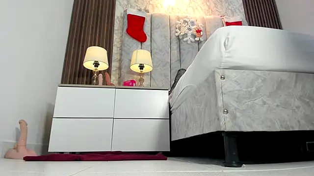 goddessfeetxx online show from 12/02/25, 07:42