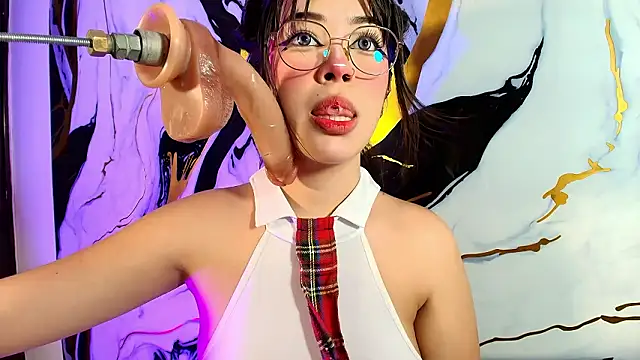 sophiie18 online show from 03/17/26, 12:08