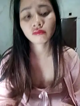 Chmdiemd online show from 10/22/25, 08:41