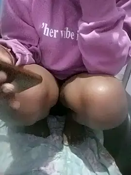 Chocopie Girl online show from 11/27/25, 02:24