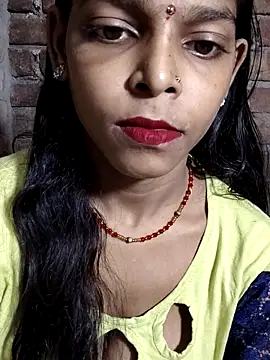 Itz Aisha   online show from 10/19/25, 11:44