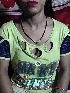 Itz Aisha   online show from 10/30/25, 06:48