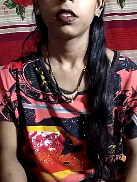 Itz Aisha   online show from 11/02/25, 05:54