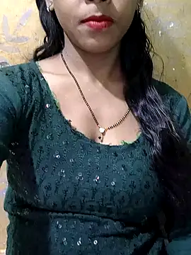 Itz Aisha   online show from 03/07/26, 05:37