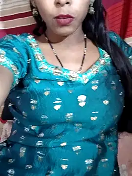Itz Aisha   online show from 04/15/26, 05:58