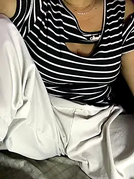 Minibo68 online show from 10/24/25, 03:52